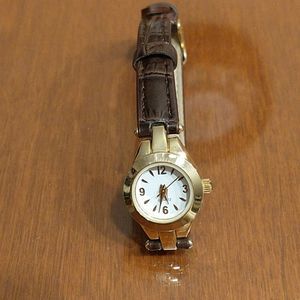 Small gold leather band watch